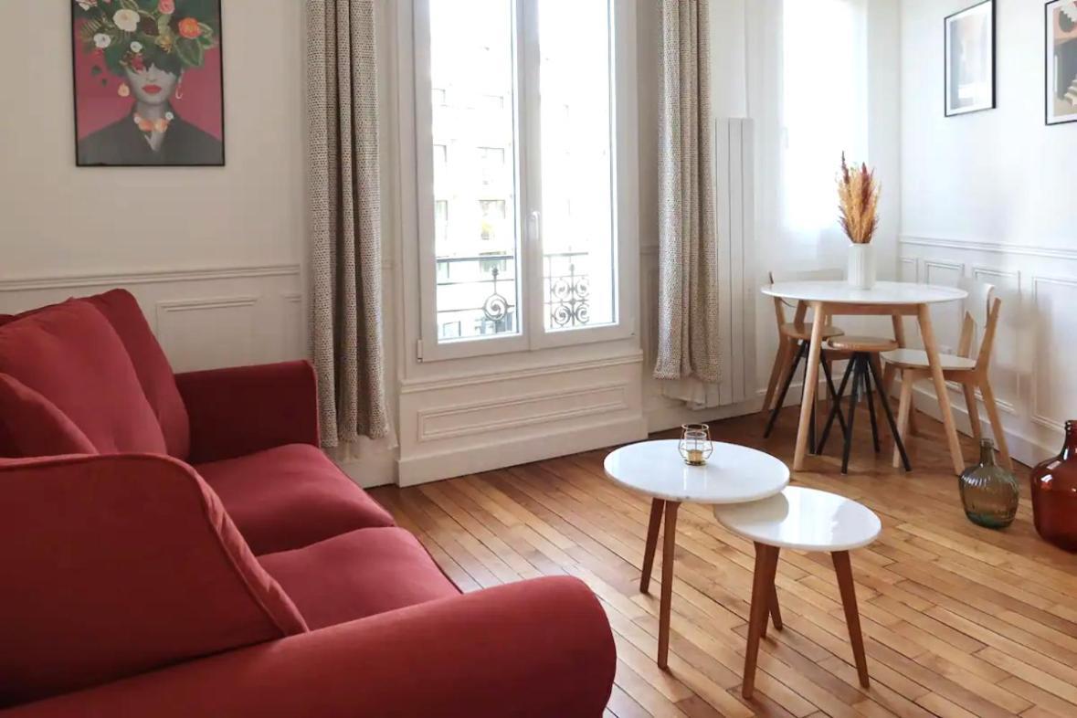 Charmant Appartement Cosy A Suresnes Exteriér fotografie