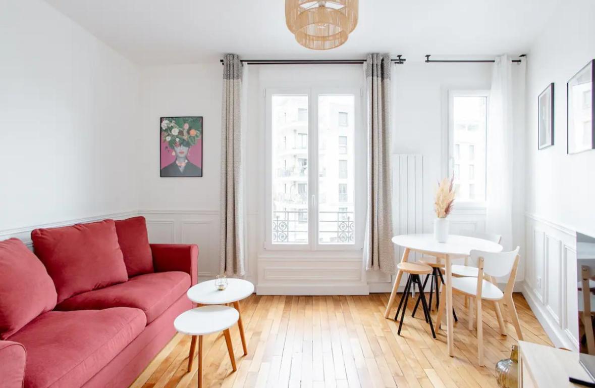 Charmant Appartement Cosy A Suresnes Exteriér fotografie